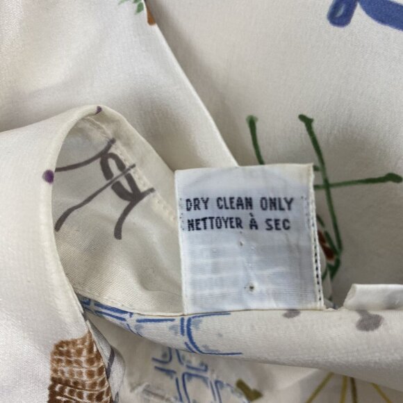 Ishyu Womens 8 Whimsical Silk Button-Down Shirt Colorful Chair Table Print VTG - Picture 4 of 15